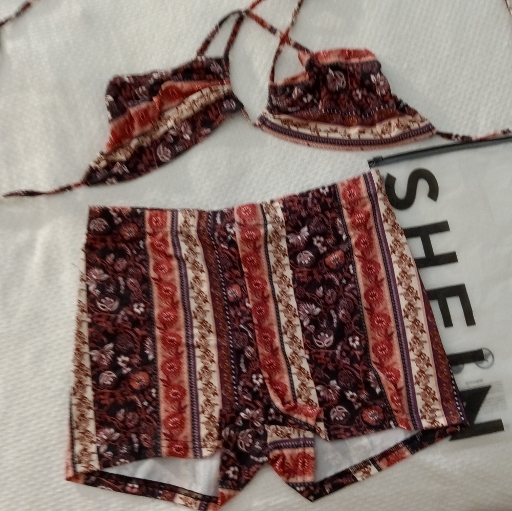 Shein-sz L, Cami with shorts, two piece red/black/white. Light weight.(wrong sz)